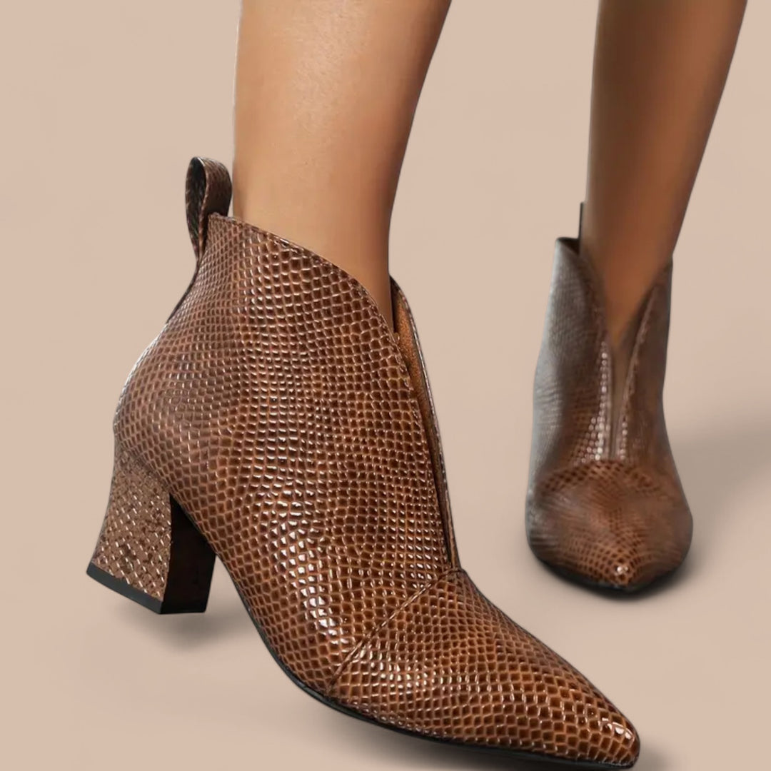 Ruth & Eleanor™ | Women's Pointed-Heeled Boot