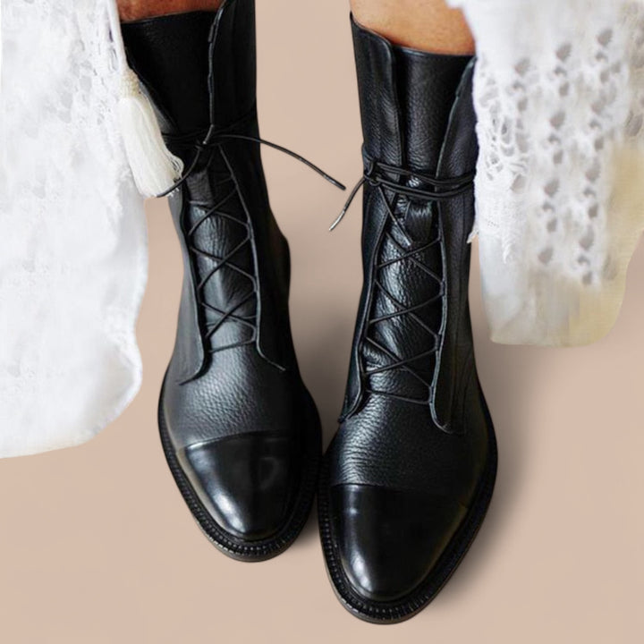 Ruth & Eleanor™ | Vintage Look Heel Boots