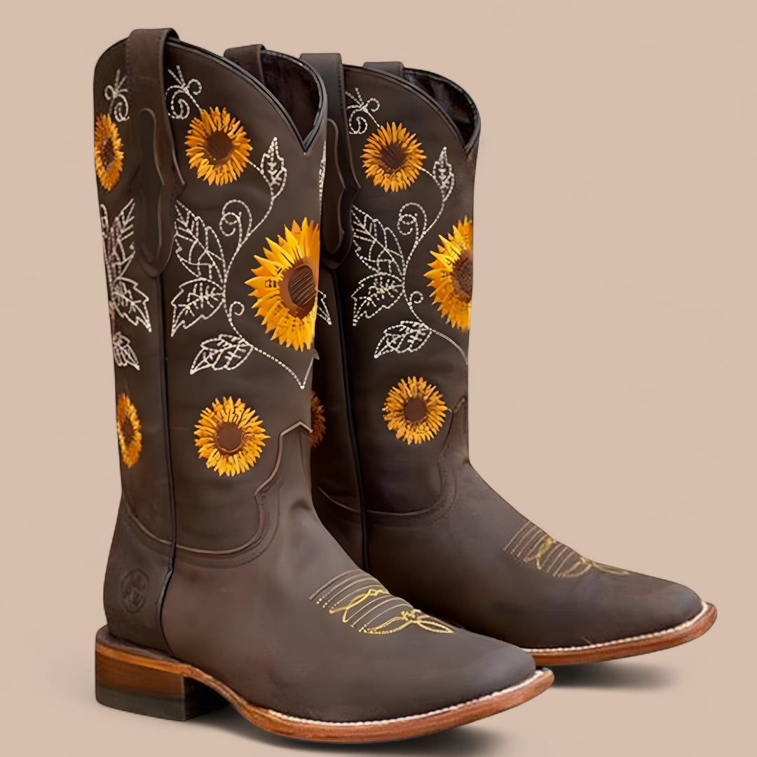 Ruth & Eleanor™ | Elegant Western-Style Ankle Boots Nicola