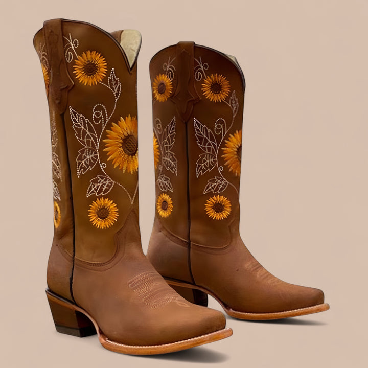 Ruth & Eleanor™ | Elegant Western-Style Ankle Boots Nicola