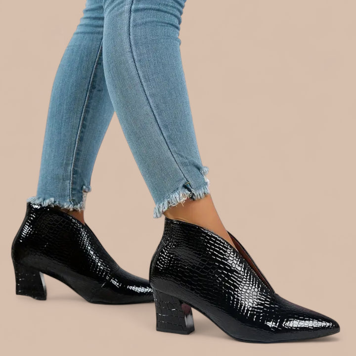 Ruth & Eleanor™ | Women's Pointed-Heeled Boot